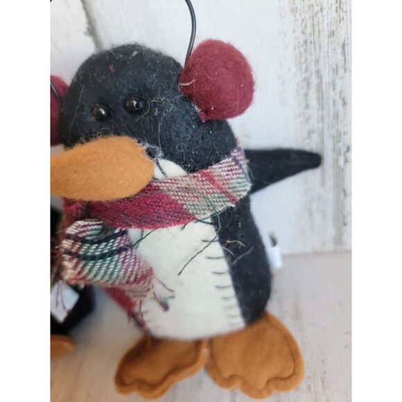 Plush felt penguin couple pair ornament Xmas ear muff set - Picture 5 of 8